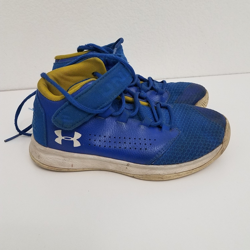 Under Armour Royal Blue Shoes (Size 2Y)